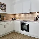 Myhome Ruegen - Haus Sonnenmeer Aparthotel 4*