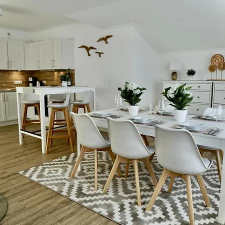 Myhome Ruegen - Haus Sonnenmeer Aparthotel