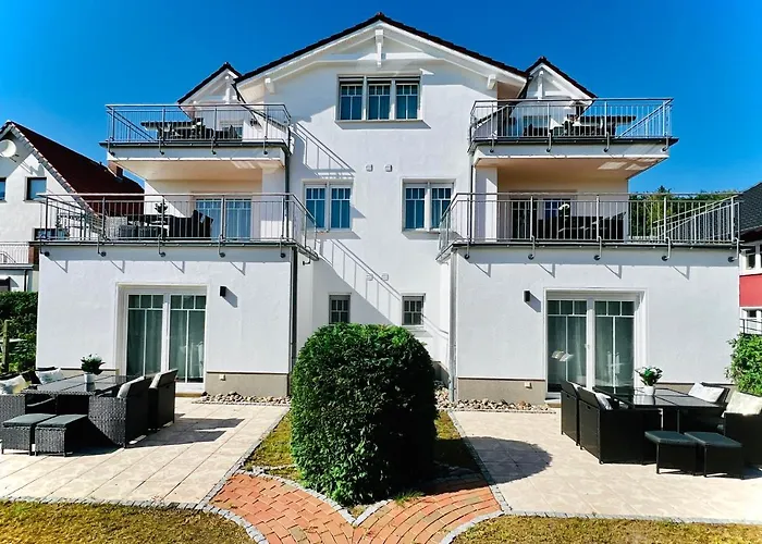 Myhome Ruegen - Haus Sonnenmeer 아파트호텔 4*
